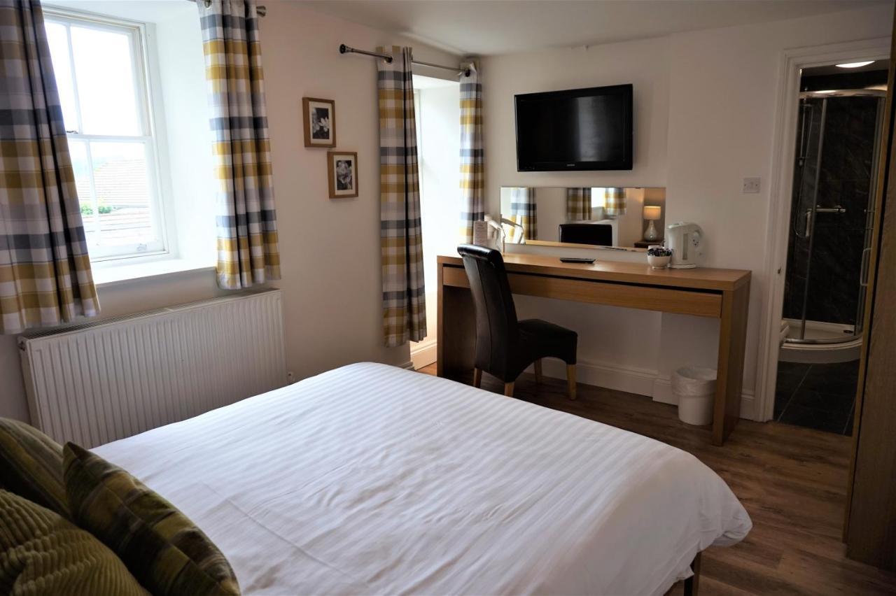 The Angel Hotel Cardigan Exteriér fotografie
